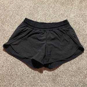LULULEMON BLACK ATHLETIC SHORTS SIZE 6